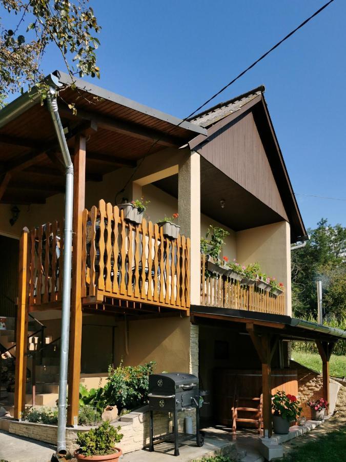 Lipics Part Apartment